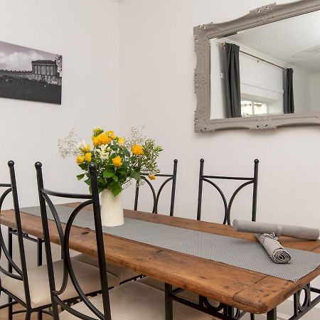 Pass The Keys Stylish 2 Bed Central Bath Apartment With Parking Eksteriør bilde