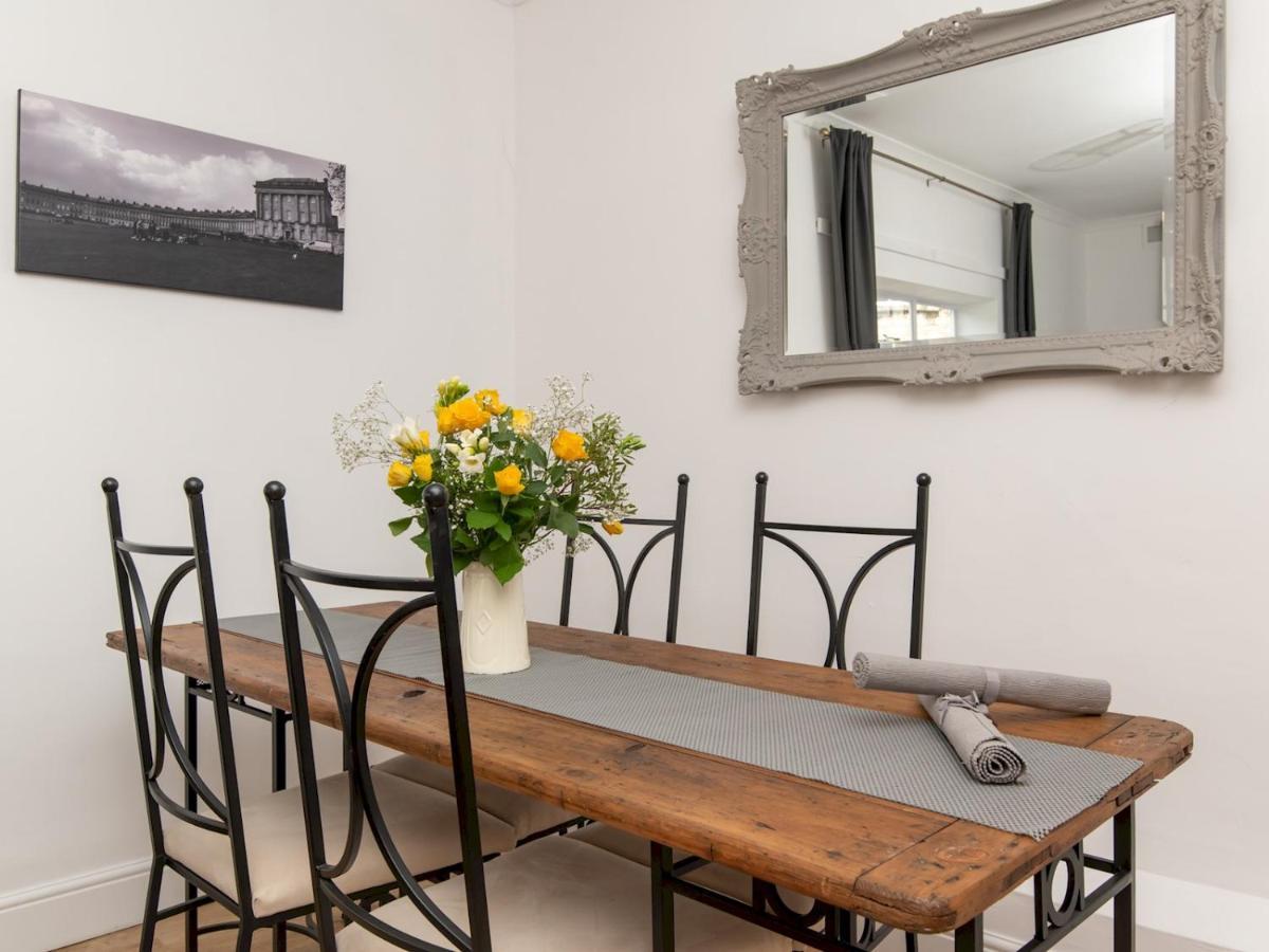 Pass The Keys Stylish 2 Bed Central Bath Apartment With Parking Eksteriør bilde